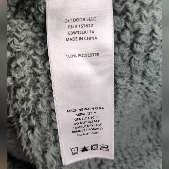 Eddie Bauer Plush Teddy Fleece Funnel Neck Pullover Sweater Sz Medium Dusty Teal - Picture 9 of 11